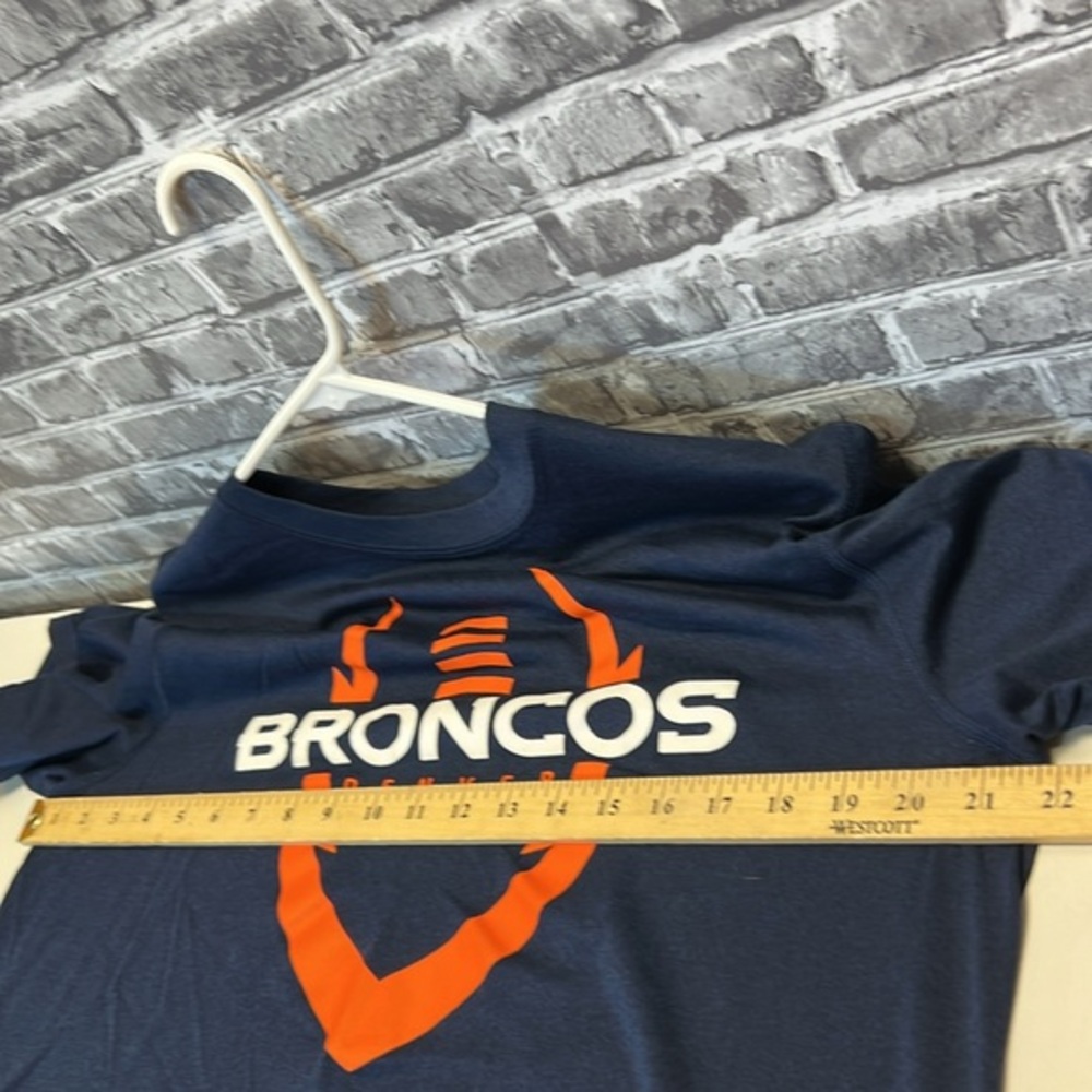 Denver‎ Broncos - Picture 9 of 10